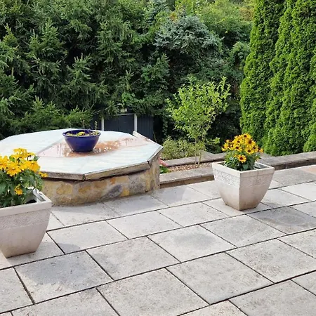 בית נופש Am Weinberg Madelunger Strasse 57 אייזנבאך